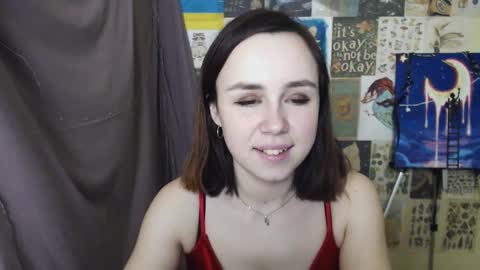 Snapshot of veryveryvery_shy chatting on 03/08/25, 10:43 veryveryvery_shy online show from 03/08/25, 10:43