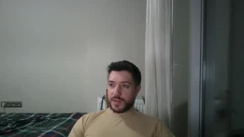 Snapshot of vesikalik2 chatting on 11/29/25, 11:52 vesikalik2 online show from 11/29/25, 11:52