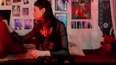 Emiel online show from 11/21/25, 09:13