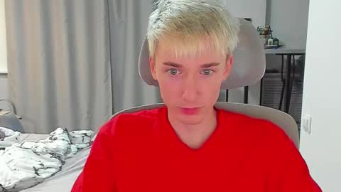 vibemygirl online show from 10/13/25, 11:43