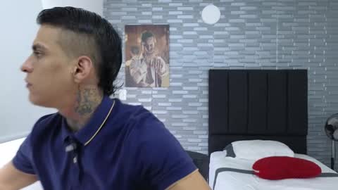 Snapshot of vicctorzc chatting on 12/13/24, 07:21 Victor cardenas online show from 12/13/24, 07:21