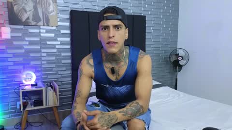 Snapshot of vicctorzc chatting on 01/24/25, 08:43 Victor cardenas online show from 01/24/25, 08:43