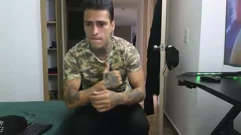 Snapshot of vicctorzc chatting on 02/11/25, 09:46 Victor cardenas online show from 02/11/25, 09:46