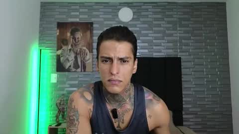 Snapshot of vicctorzc chatting on 02/19/25, 07:05 Victor cardenas online show from 02/19/25, 07:05