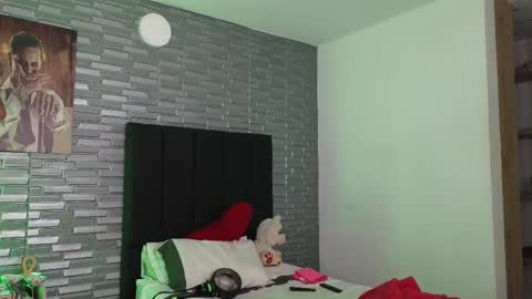 Snapshot of vicctorzc chatting on 02/28/25, 08:50 Victor cardenas online show from 02/28/25, 08:50