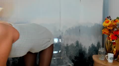 ViciousQueenu can call me Laura online show from 10/28/25, 02:53