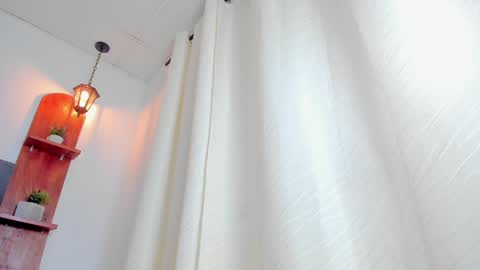 Snapshot of vicky_ruiz1 chatting on 02/13/25, 10:11 Vicky online show from 02/13/25, 10:11
