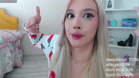 Snapshot of vickyfuckingdoll chatting on 02/16/25, 05:48 vickyfuckingdoll online show from 02/16/25, 05:48