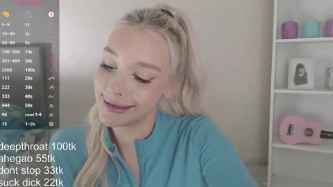 Snapshot of vickyfuckingdoll chatting on 09/09/25, 05:29 vickyfuckingdoll online show from 09/09/25, 05:29