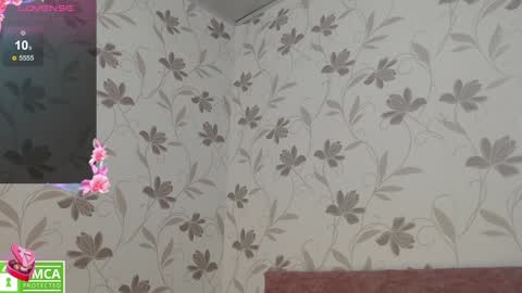 Victoria  online show from 01/18/25, 09:02