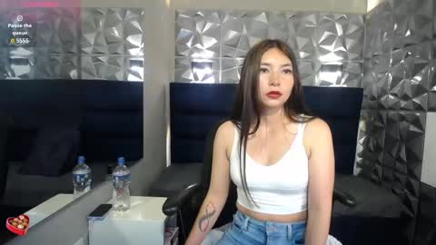 Victoria  online show from 09/26/25, 03:10