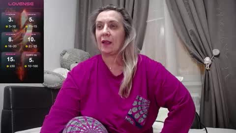 victoria50 online show from 10/25/25, 07:05