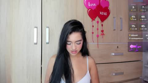 Snapshot of victoria_adaams1 chatting on 02/07/25, 12:09 Victoria valentina online show from 02/07/25, 12:09