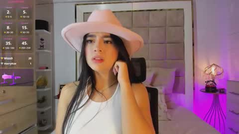 Victoria valentina  online show from 10/11/25, 10:14