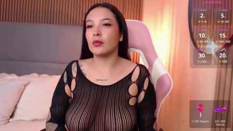Snapshot of victoria_collinns chatting on 02/08/25, 12:39 Victoria Collins online show from 02/08/25, 12:39