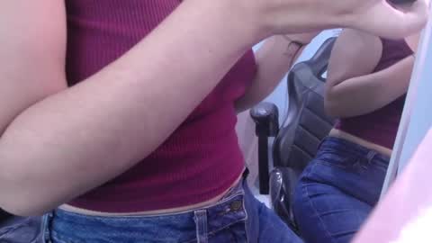 Victoria online show from 09/25/25, 01:04