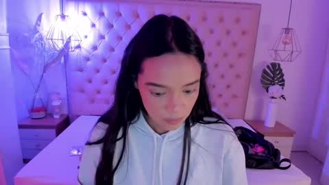 victoria_kitt online show from 10/07/25, 04:04