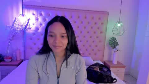 victoria_kitt online show from 11/08/25, 03:34