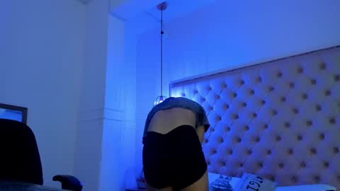 victoria_kitt online show from 11/15/25, 07:43