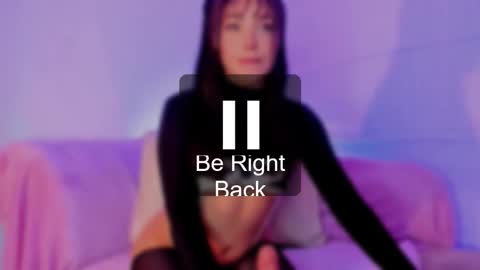 Victoria Laurent online show from 11/21/25, 01:37