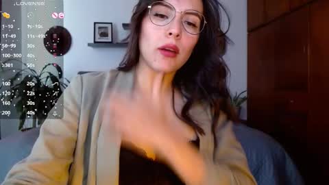 VICTORIA MARTELO online show from 10/09/25, 04:05
