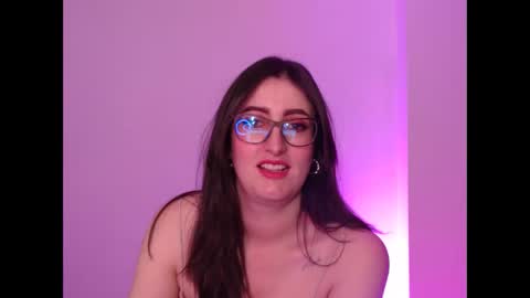 Snapshot of victoria_riider chatting on 01/17/25, 07:16 Victoria online show from 01/17/25, 07:16