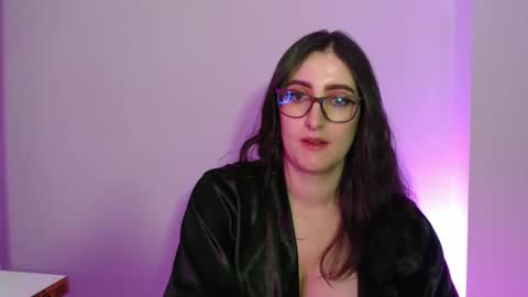Snapshot of victoria_riider chatting on 01/29/25, 11:14 Victoria online show from 01/29/25, 11:14