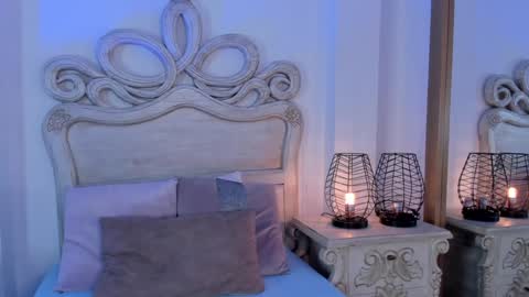 victoria  online show from 12/14/24, 11:39