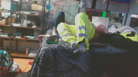 Snapshot of victoriajohn chatting on 11/11/25, 05:24 victoriajohn online show from 11/11/25, 05:24