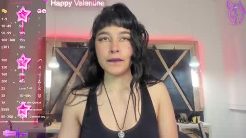 Snapshot of victoriaqueen7 chatting on 02/13/25, 03:39 victoria online show from 02/13/25, 03:39