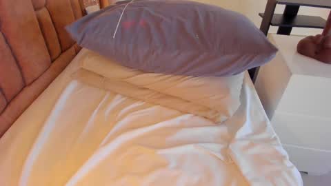 Victoria  online show from 03/09/25, 05:28