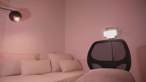 Snapshot of victoriasabbar_ chatting on 09/27/25, 01:21 Victoria online show from 09/27/25, 01:21