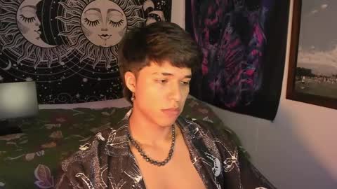 Victorino Jhonson online show from 01/11/25, 04:16