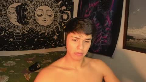 Victorino Jhonson online show from 01/12/25, 02:56