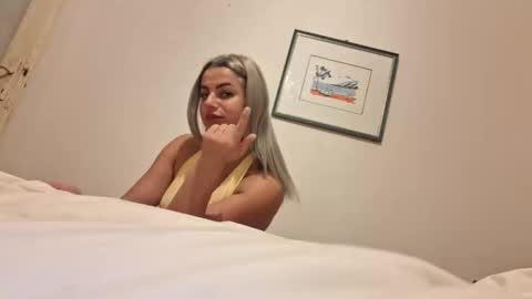 Snapshot of victoriya111 chatting on 11/06/25, 09:59 victoriya111 online show from 11/06/25, 09:59