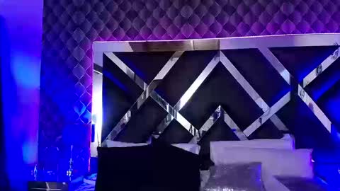 victtoria lee online show from 09/08/25, 09:25