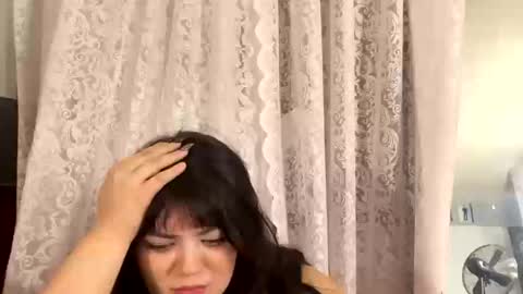 Snapshot of viennavisabelle chatting on 10/11/25, 04:55 viennavisabelle online show from 10/11/25, 04:55
