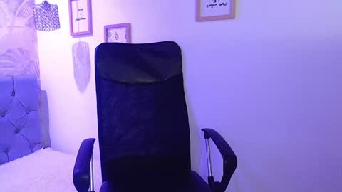 viioleta online show from 01/11/25, 06:23