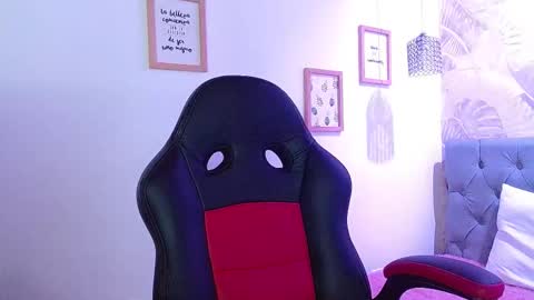 viioleta online show from 03/05/25, 12:22