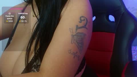 viioleta online show from 11/04/25, 12:37