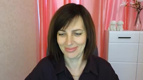 Vika online show from 10/19/25, 08:15