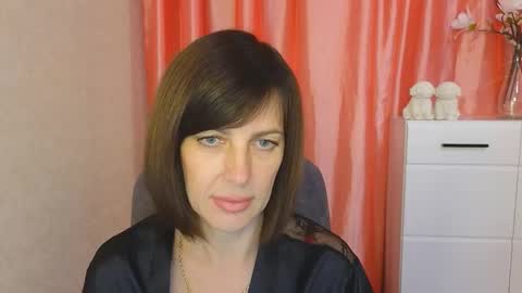 Vika online show from 10/22/25, 04:13