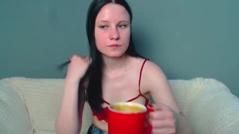 Viki Kelt online show from 03/06/25, 03:13