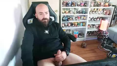 Snapshot of vikingc0ck_ chatting on 11/19/25, 04:29 vikingc0ck_ online show from 11/19/25, 04:29