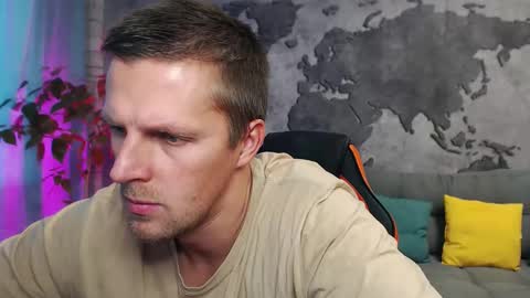 vikingchrisss online show from 10/17/25, 10:18