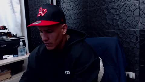 Snapshot of viktorherrera chatting on 02/05/25, 01:15 Viktor Herrera online show from 02/05/25, 01:15