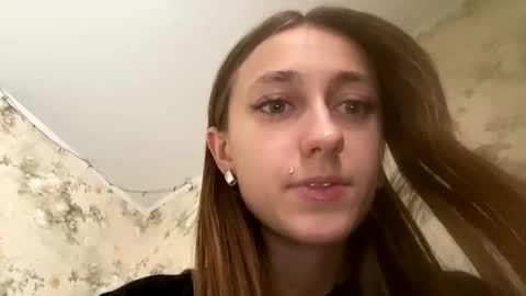 Snapshot of viktoria9898 chatting on 12/02/24, 09:02 Sweett online show from 12/02/24, 09:02