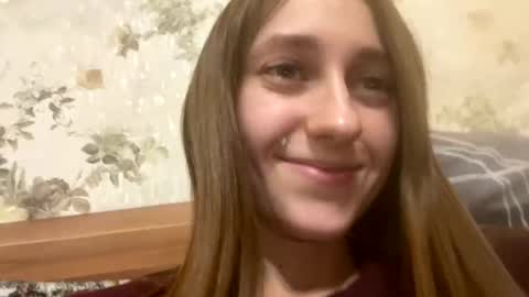 Snapshot of viktoria9898 chatting on 02/03/25, 12:47 Sweett online show from 02/03/25, 12:47