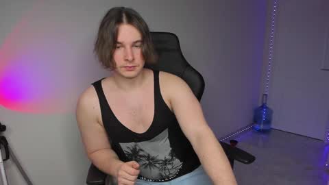 Vincent Strong online show from 12/13/24, 01:44