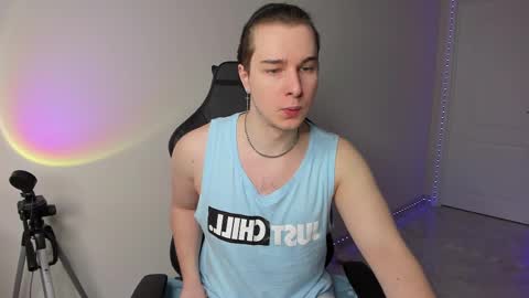 Vincent Strong online show from 02/19/25, 07:17